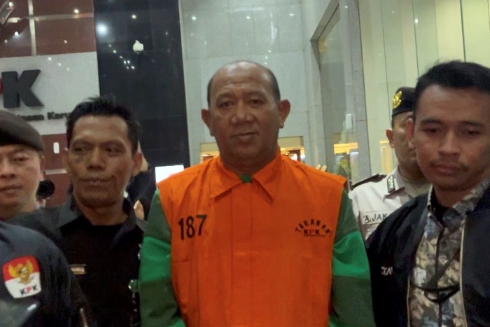 Kucing-kucingan di KPK, Bupati Langkat Masuk Lewat Pintu Belakang
