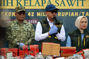 Barantin Gagalkan Peredaran 75.992 Bibit Sawit Palsu di Lampung