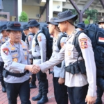 Polri mengerahkan 403 personel ke delapan Polda untuk memperkuat pencegahan Karhutla melalui penyuluhan dan edukasi langsung kepada masyarakat. (Dok. Humas Polri)