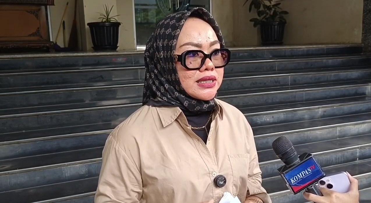 Keluarga Sutrimo mendatangi Polda Metro Jaya untuk meminta perkembangan hasil ekshumasi dan mempertanyakan sejumlah fakta terkait kematian Sutrimo. (Foto: ReportaseNews/Tama)