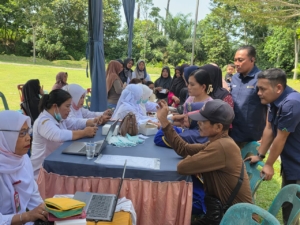 Agrinas Palma Nusantara Gelar Pasar Rakyat dan Layanan Kesehatan Gratis di Desa Sukarame