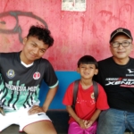 SSB Indonesia Muda Ajibarang membina sekitar 80 pesepak bola usia dini di Banyumas Barat, sekaligus menanamkan disiplin, mental, dan kerja sama. (Kus)
