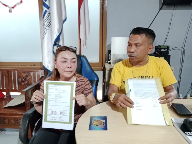 Seorang perempuan mengadu ke Klinik Hukum Peradi SAI Purwokerto terkait perkawinan siri dengan pengusaha berinisial SP dan meminta pendampingan hukum. (Kus)
