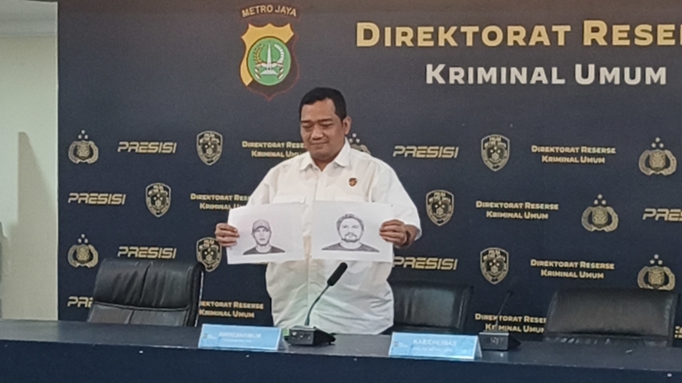 Polda Metro Jaya mengantongi dua sketsa wajah pria yang diduga terkait kasus penganiayaan hingga menyebabkan satu orang meninggal saat kerusuhan 27 Agustus 2026. (Foto: ReportaseNews/Tama)