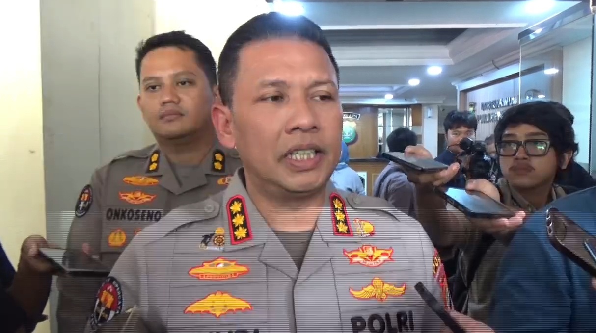 Polda Metro Jaya menegaskan penyidik tidak menyimpan HP Sutrimo. Polisi masih menunggu hasil forensik dan mendalami sejumlah saksi terkait kematiannya. (Foto: ReportaseNews/Tama)