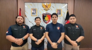 Komplotan pencurian rumah di Sukahati, Cibinong, Kabupaten Bogor, dibekuk tim gabungan Bareskrim Polri dan Polres Bogor. Lima tersangka merupakan residivis. (Foto: Satresmob Bareskrim Polri)