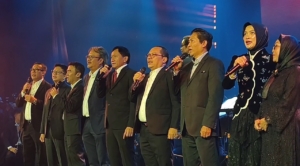 PT Kereta Api Indonesia merayakan HUT ke-81 dengan tema The Continuum: Timeless Transformation, menegaskan perjalanan transformasi dan komitmen meningkatkan pelayanan kepada masyarakat. (Foto: ReportaseNews/Tama)