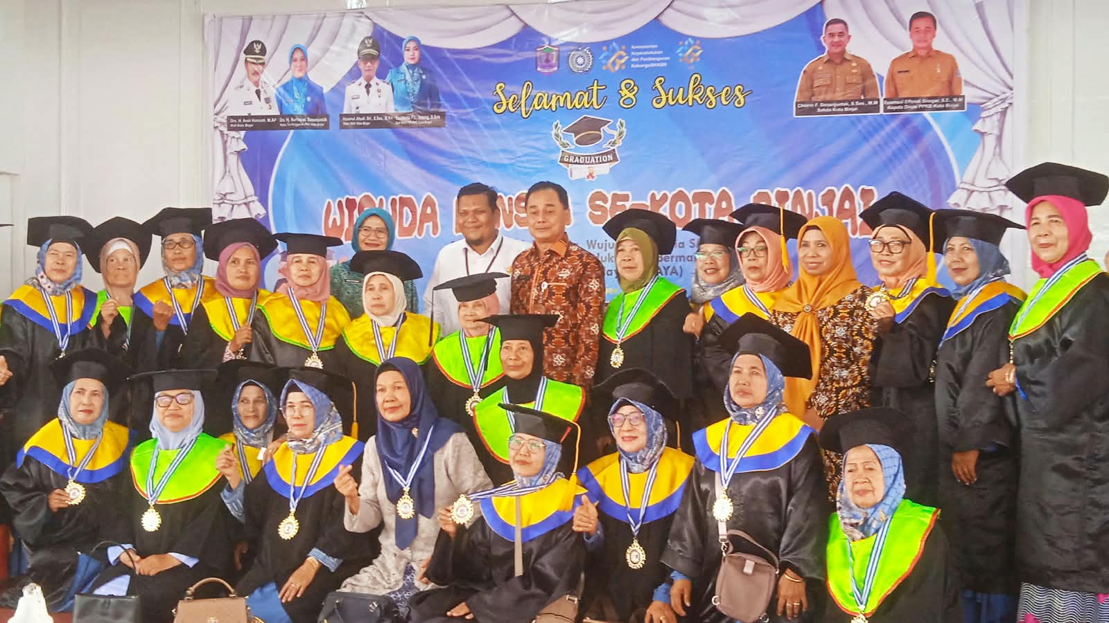  Unik! Wisuda Lansia Berdaya