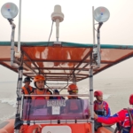 ABK KM Eka Prima, Dicka Wahyudi (21), ditemukan meninggal dunia di perairan Jungkat, Kubu Raya. Basarnas Pontianak mengusulkan penutupan operasi SAR setelah tiga hari pencarian. (Adi)