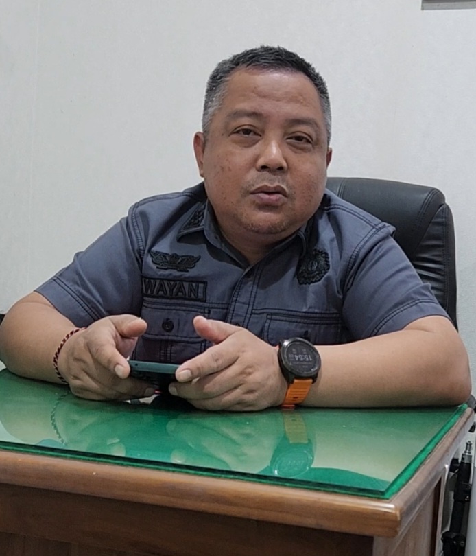 Kejati Kalbar mendalami dugaan korupsi pertambangan dan ekspor bauksit PT Laman Mining serta dana CSR Napak Tilas Ketapang. Penyidik berkoordinasi dengan BPKP untuk penghitungan kerugian negara. (Adi)
