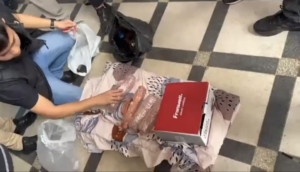 Kapolda Bengkulu memimpin penggerebekan lokasi yang diduga menjadi sarang narkoba di Kampung Jeruk, Rejang Lebong. Polisi menyita ganja, senjata, dan sejumlah barang bukti lainnya. (Humas Polda Bengkulu)