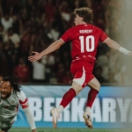 Ole Romeny diragukan tampil saat Timnas Indonesia menghadapi Thailand pada final FIFA ASEAN Cup 2026 setelah menjalani latihan terpisah dan masih diperiksa tim medis. (Instagram/oleromeny)