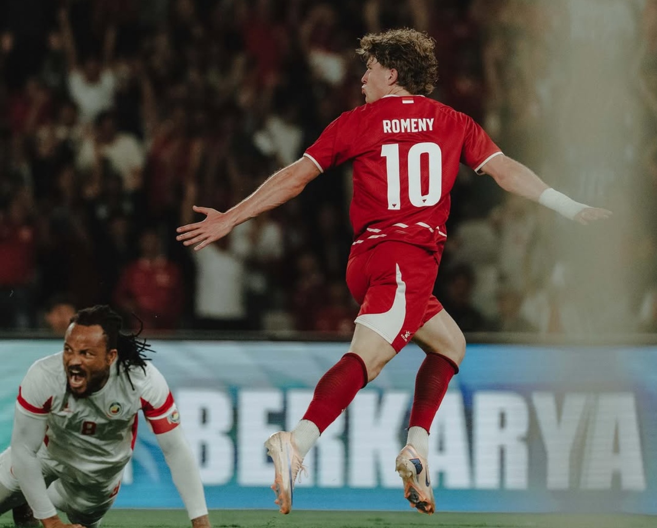 Ole Romeny diragukan tampil saat Timnas Indonesia menghadapi Thailand pada final FIFA ASEAN Cup 2026 setelah menjalani latihan terpisah dan masih diperiksa tim medis. (Instagram/oleromeny)