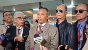 Wakil Presiden Gibran Rakabuming Raka dilaporkan ke Bareskrim Polri terkait dugaan pemalsuan dan penggunaan surat keterangan pendidikan dalam pencalonan Pilpres 2024. (ReportaseNews/Tama)